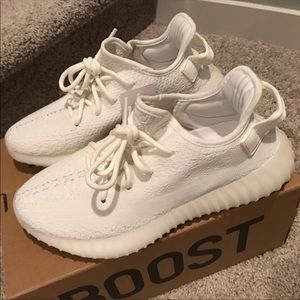 Yeezy 350 cream white